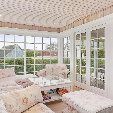 Three-bedroom Holiday In Holiday home Faxe