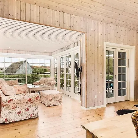Holiday home Three-bedroom Holiday In Faxe
